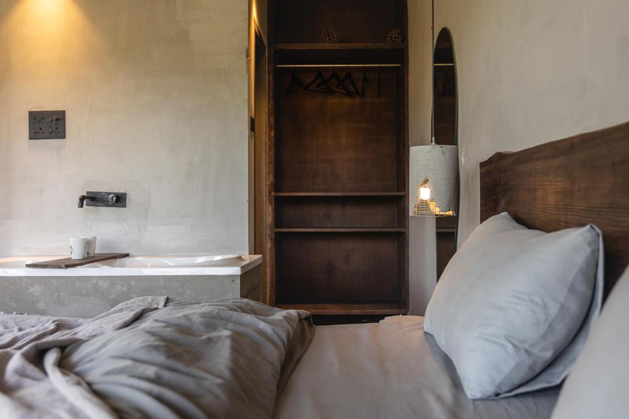 Ecstasy By Thhpsociety Bathtub Rooms Mukteshwar Exteriör bild