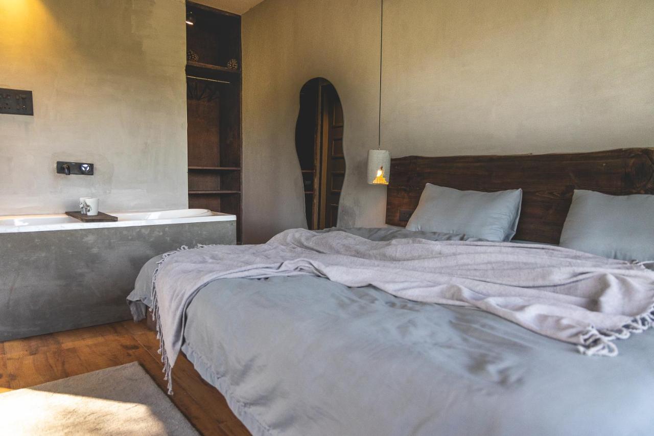 Ecstasy By Thhpsociety Bathtub Rooms Mukteshwar Exteriör bild
