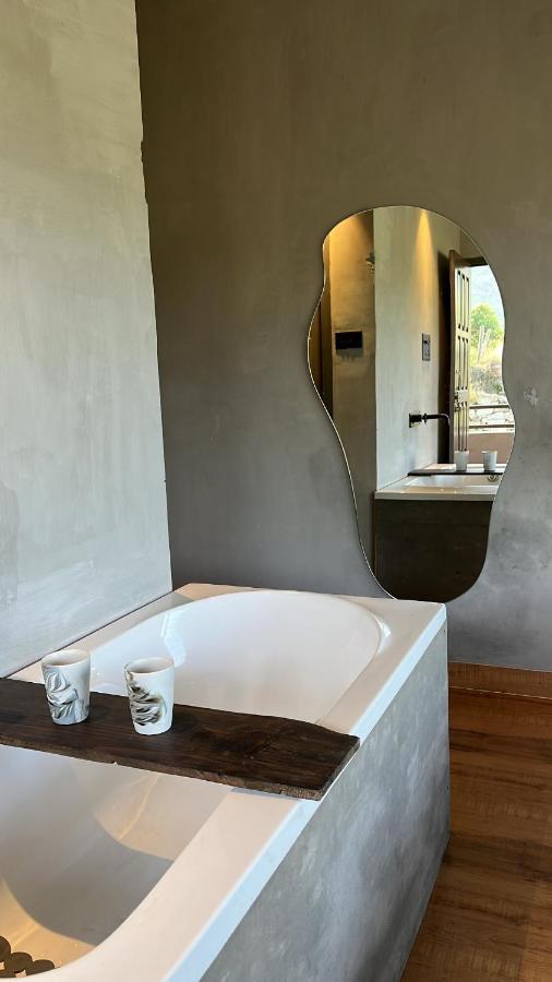 Ecstasy By Thhpsociety Bathtub Rooms Mukteshwar Exteriör bild